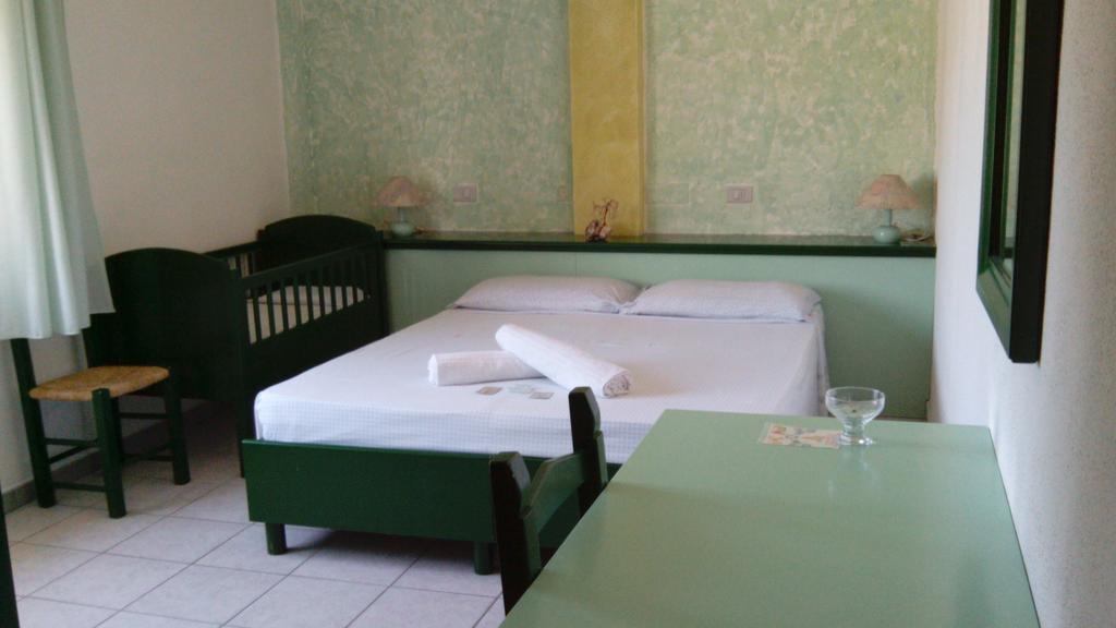 Hotel S'Ustiarvu- Nuova Gestione Cala Liberotto Exterior foto