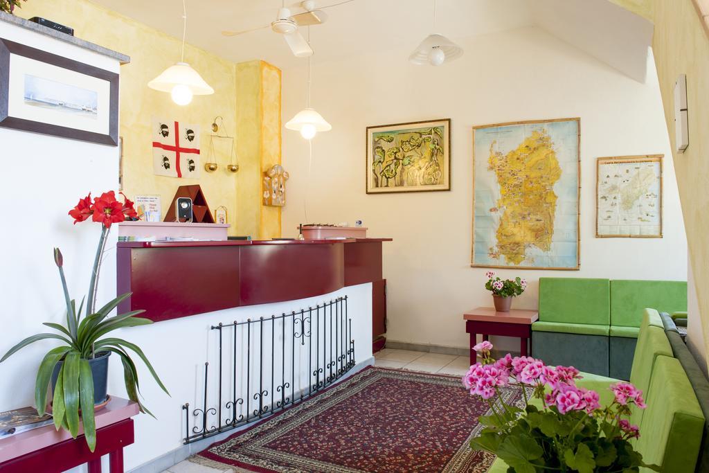 Hotel S'Ustiarvu- Nuova Gestione Cala Liberotto Exterior foto