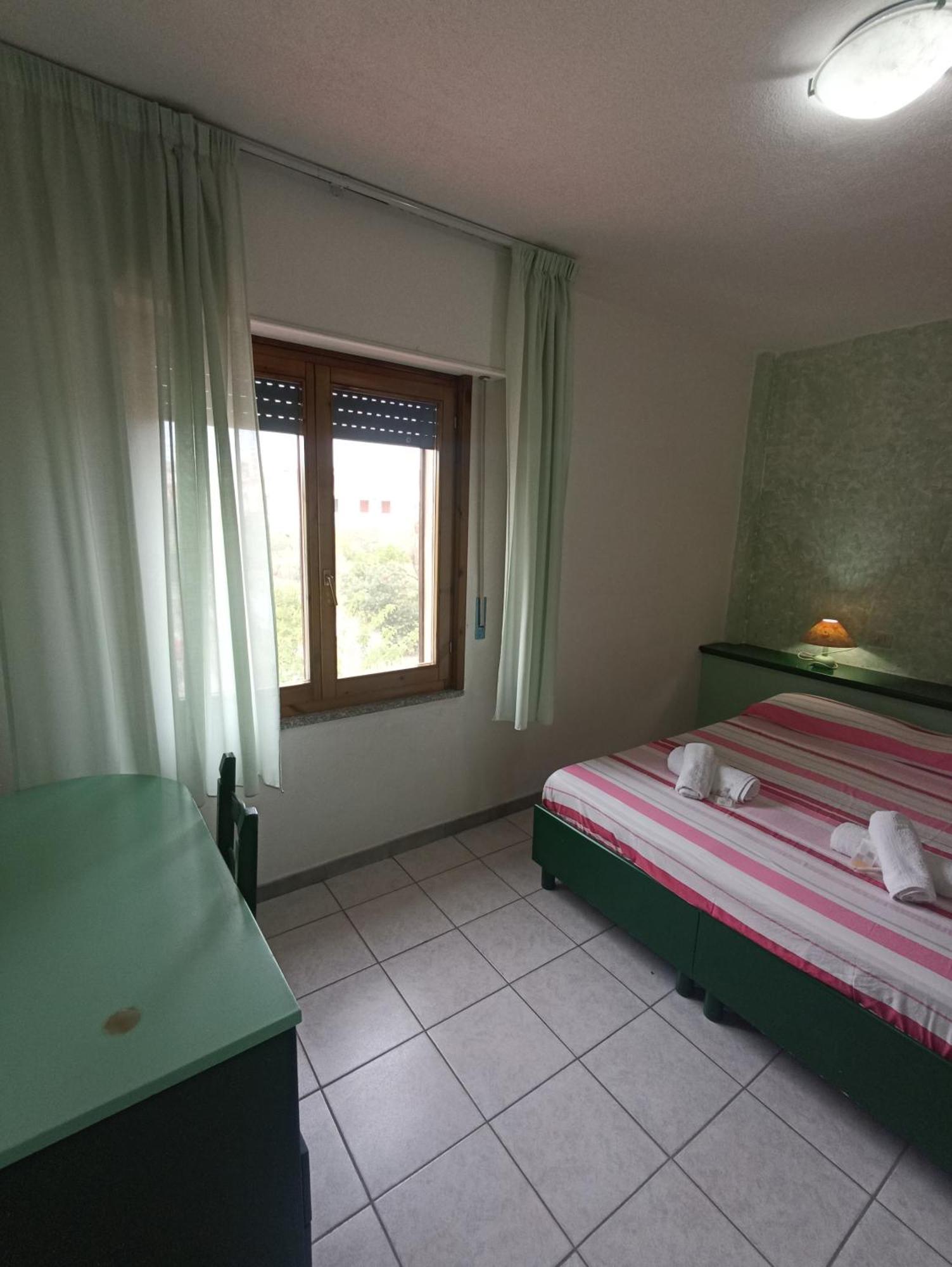 Hotel S'Ustiarvu- Nuova Gestione Cala Liberotto Exterior foto